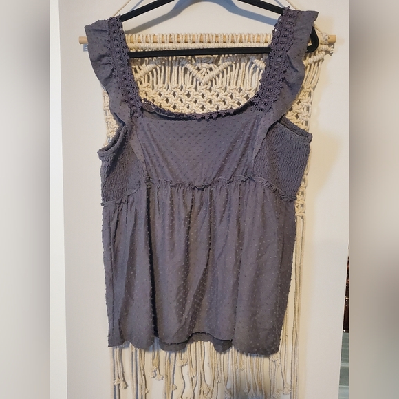 Eyeshadow womans grey Swiss dot tank top with ruffle sleeves - Picture 6 of 8